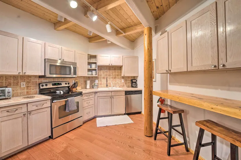 Walkable Angel Fire Condo Near Lifts & Restaurants - Interiør