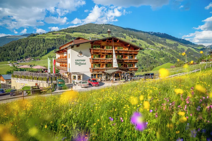 Alpen Wohlfühlhotel Dörflwirt - Image 1
