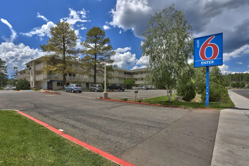 Motel 6-Flagstaff, AZ - West - Woodland Village - Image 1