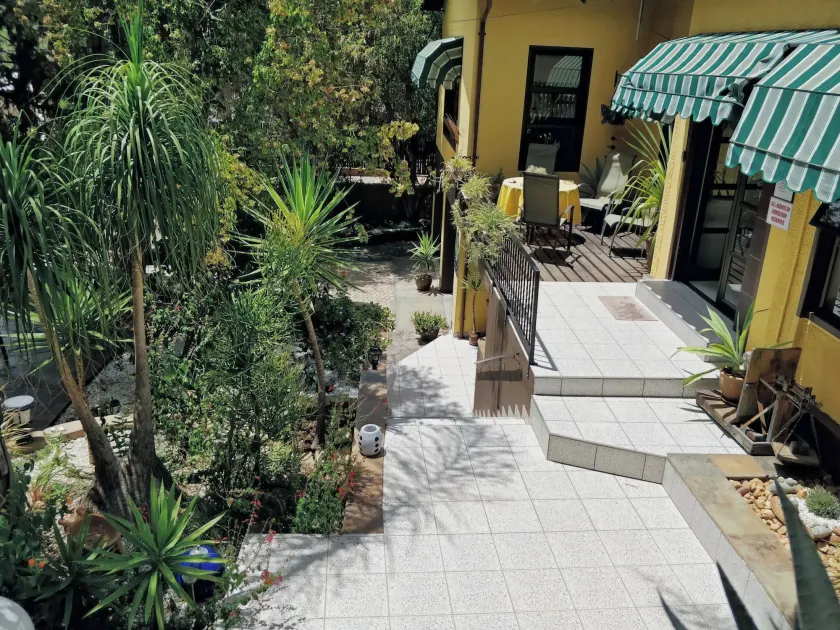 Maison Ambre Guesthouse - Image 1