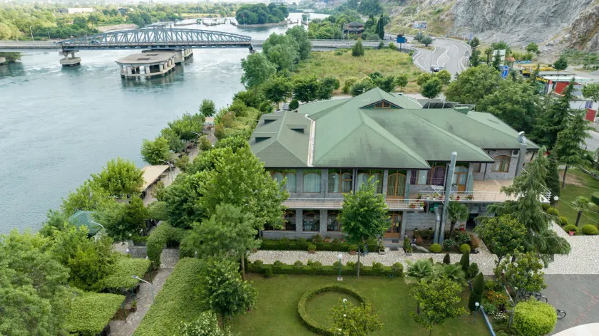 Buna Park Hotel - Image 1