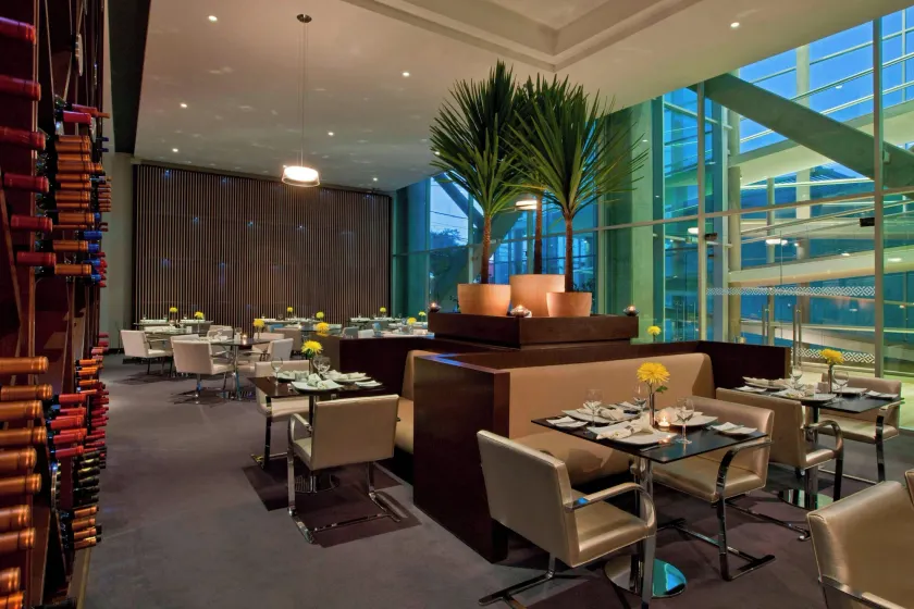 Four Points By Sheraton Los Angeles - Image 1