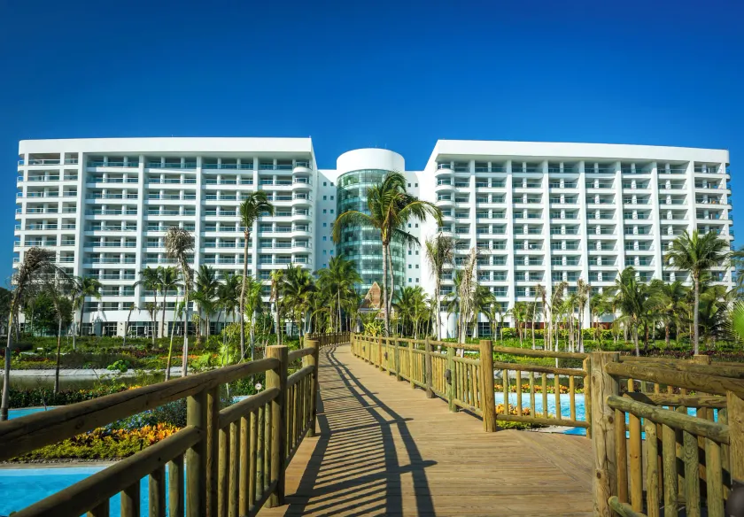 Grand Ocean Breeze Acapulco - Image 1