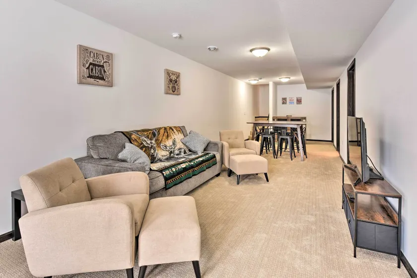 Family-friendly Lakefront Home With Deck! - Innvendig