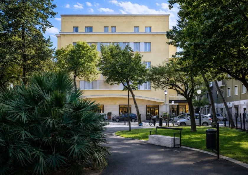 Phi Hotel Ambra - Image 1