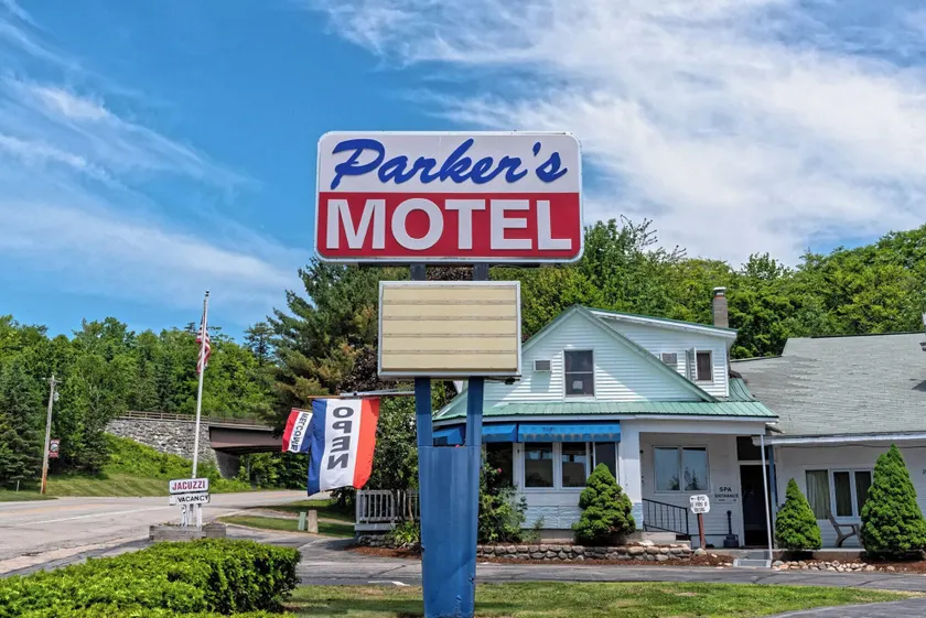 Parker's Motel - Image 1