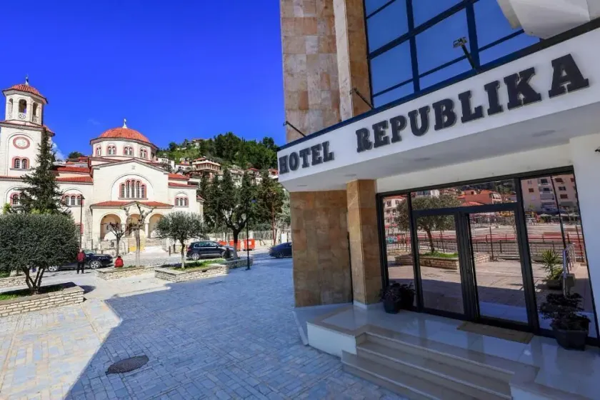 Hotel Republika Berat - Image 1