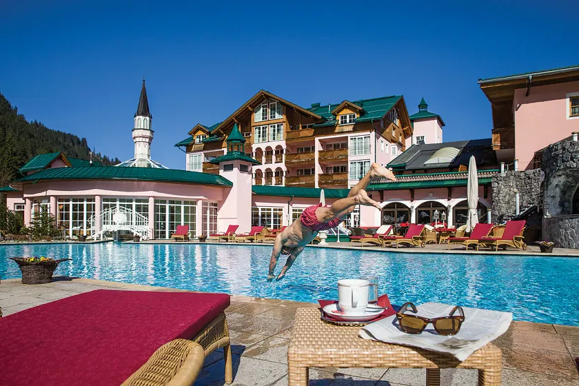 Wellnesshotel ...liebes Rot-Flüh - Image 1