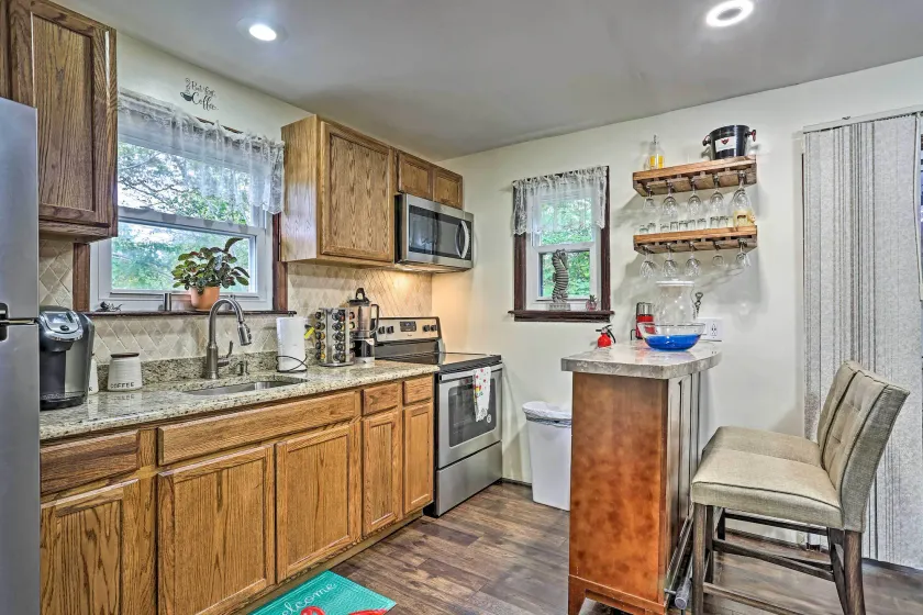 15 Mi to Camelback Ski Resort: Home w/ Deck! - Intérieur