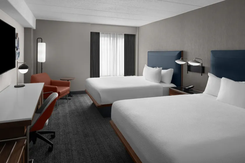 Courtyard by Marriott Pittsburgh University Center - Image 1