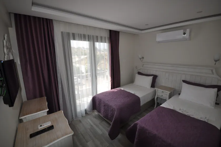 Ege Otel - Image 1