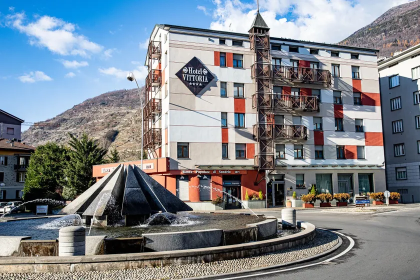 Hotel Vittoria - Image 1
