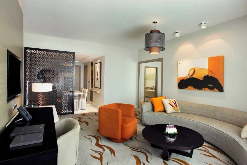 Millennium Al Rawdah Hotel - Image 1