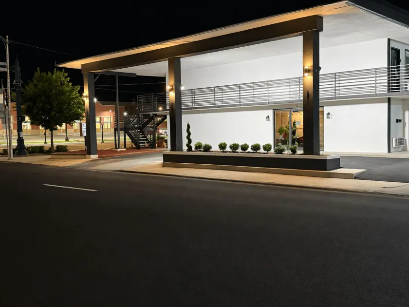 The Parker Lodge Fort Smith - Image 1