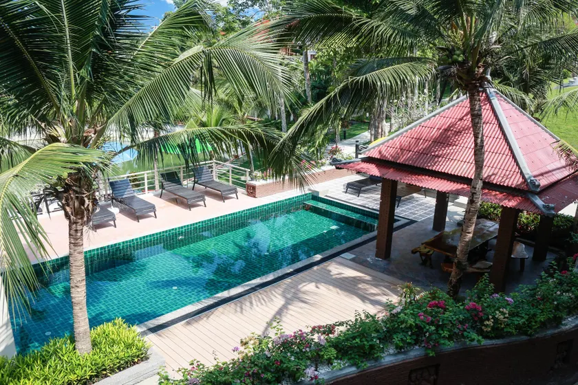 Royal Lee Resort and Spa - Image 1