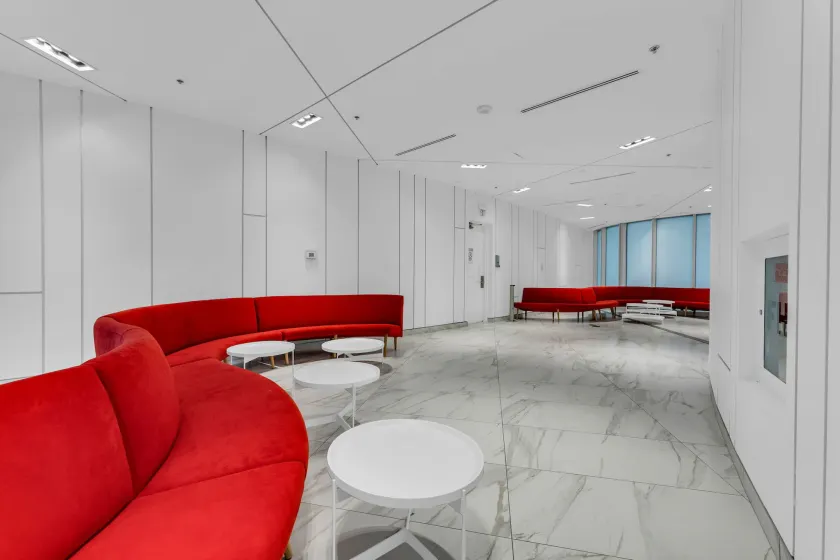 Aurelien Toronto - Lobby