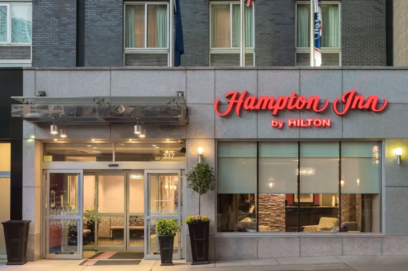 Hampton Inn Manhattan / Times Square South - Image 1
