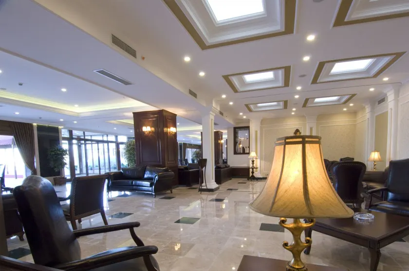 Hotel Monec - Salottino della hall