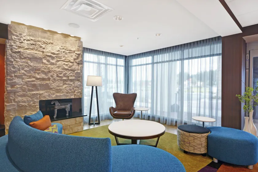 Fairfield Inn & Suites by Marriott Savannah SW/Richmond Hill - Hall