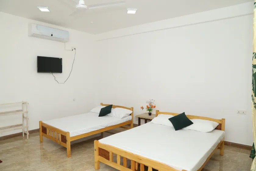 Nilaveli Star View Hotel - Image 1