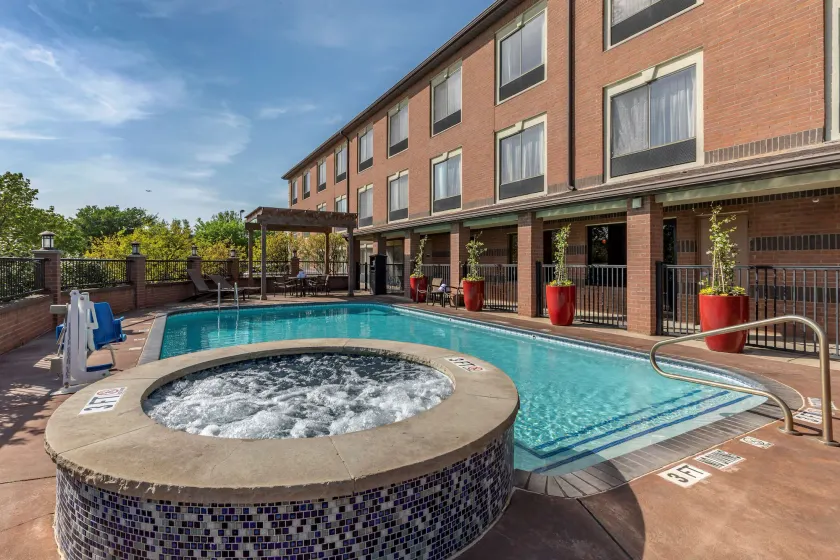 Best Western Plus DFW Airport Suites - Image 1