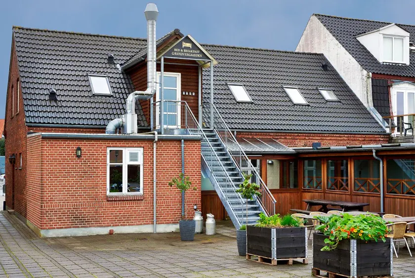 B&B Phønix - Image 1
