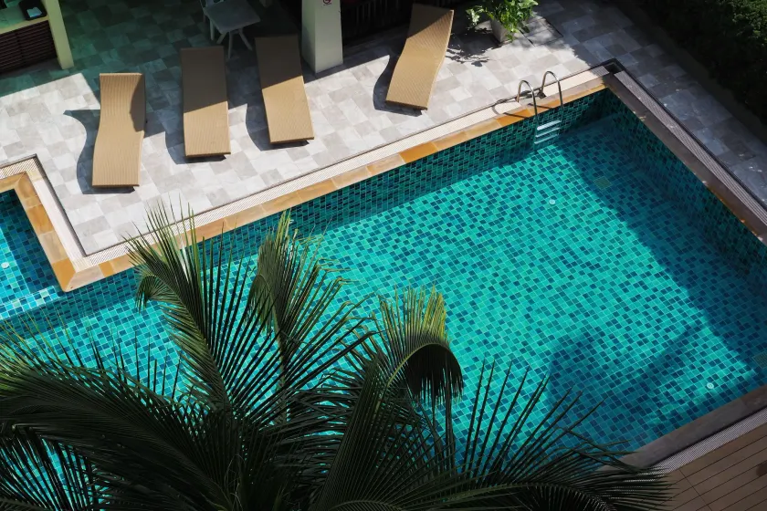 Sakorn Residence and Hotel - Image 1