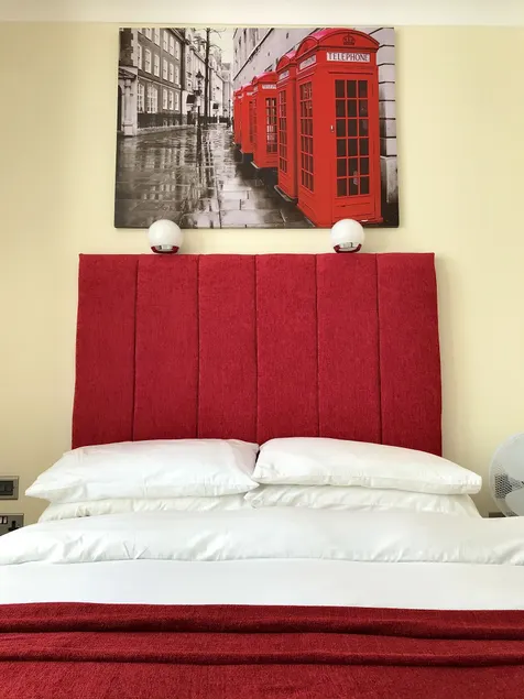 Cassandra Guest House - Image 1