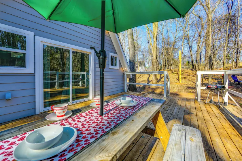 Romantic A-frame Retreat w/ Fire Pit + Hammocks - Image 1