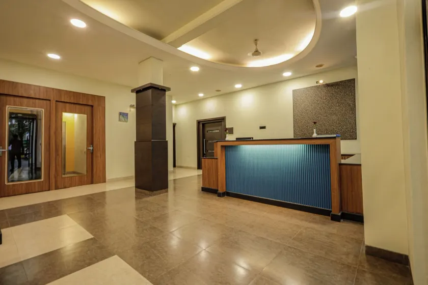 Yatri Niwas By Hotel Suraj Inn - Reception