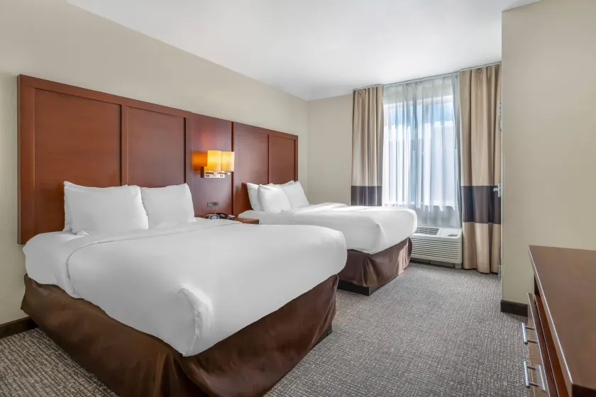 Comfort Suites Woodland - Sacramento Airport - Image 1