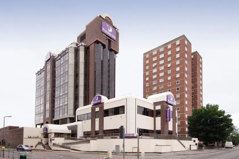 Premier Inn Sunbury - Kempton Park - Image 1