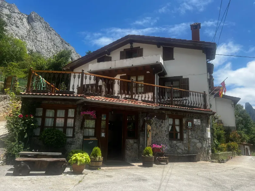 Hotel Rural El Sestil - Image 1