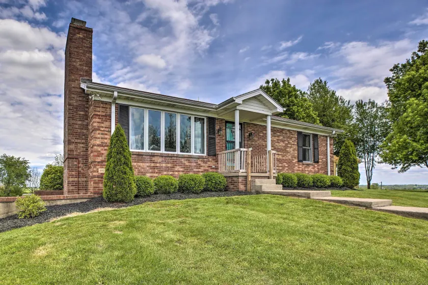 'blue Moon Cottage' w/ Amazing Views of 5 Counties - Image 1