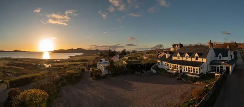 Summer Isles Hotel - Image 1