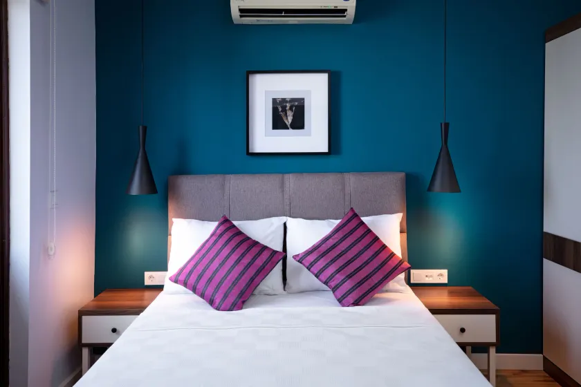 Mono Hotel - Image 1