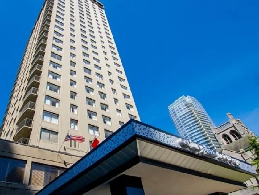 Century Plaza Hotel and Spa - Image 1