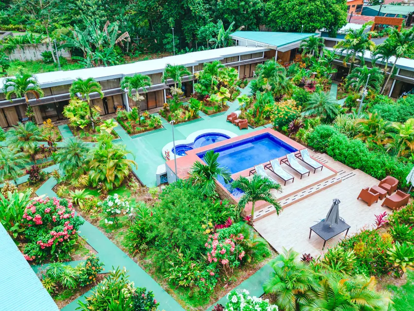 Hotel Secreto La Fortuna - Image 1