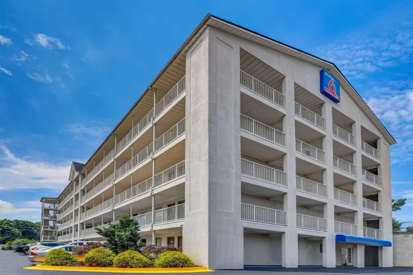 Studio 6 Extended Stay - Atlanta, GA - Chamblee - Image 1