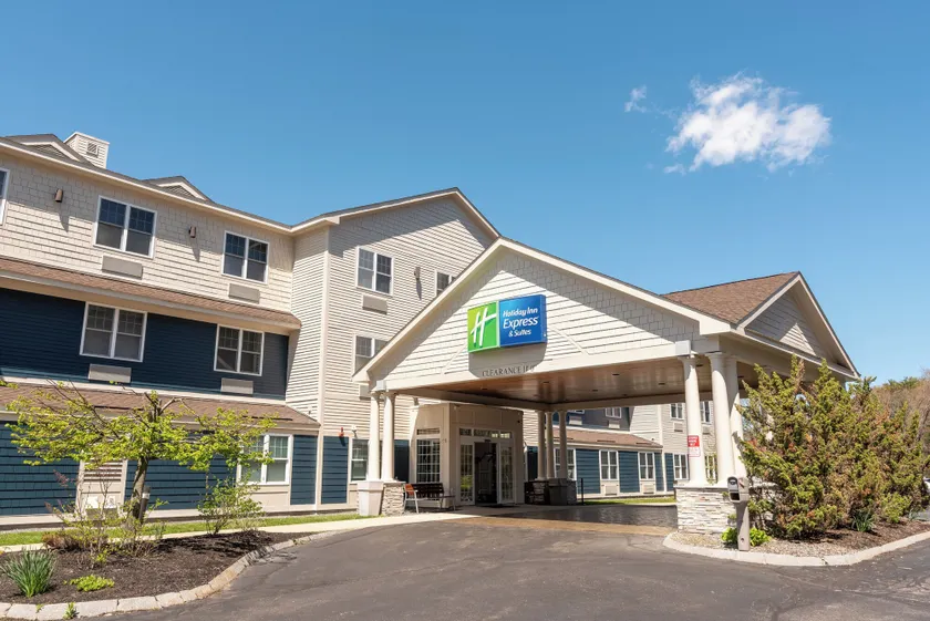 Holiday Inn Express Hotel & Suites Hampton South-Seabrook by IHG - Image 1