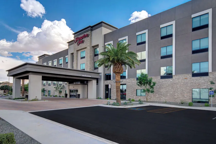 Hampton Inn Queen Creek - Image 1