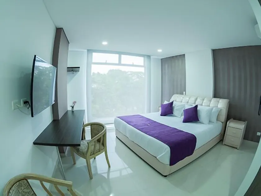 Solev Hotel - Image 1