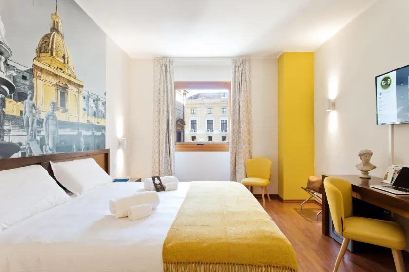 B&B Hotel Palermo Quattro Canti - Image 1