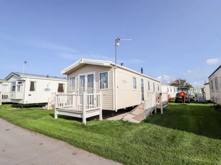 Ty Gwyn Park - Image 1