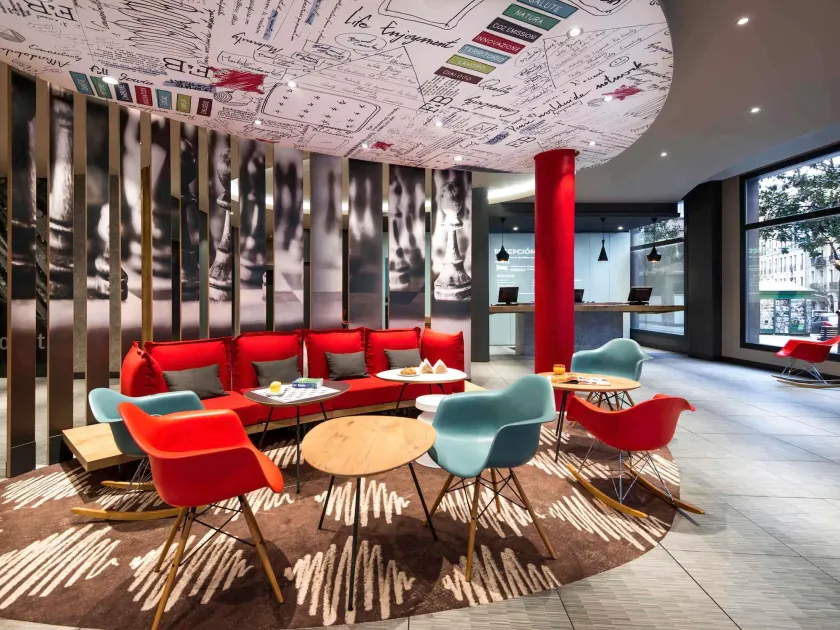 Ibis Bilbao Centro - Image 1