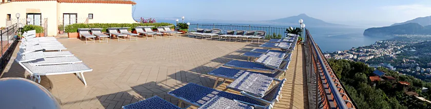 Hotel La Vue d'Or - Image 1