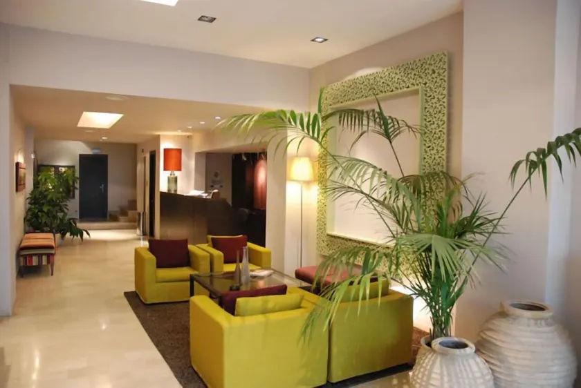 Galini Hotel - Image 1
