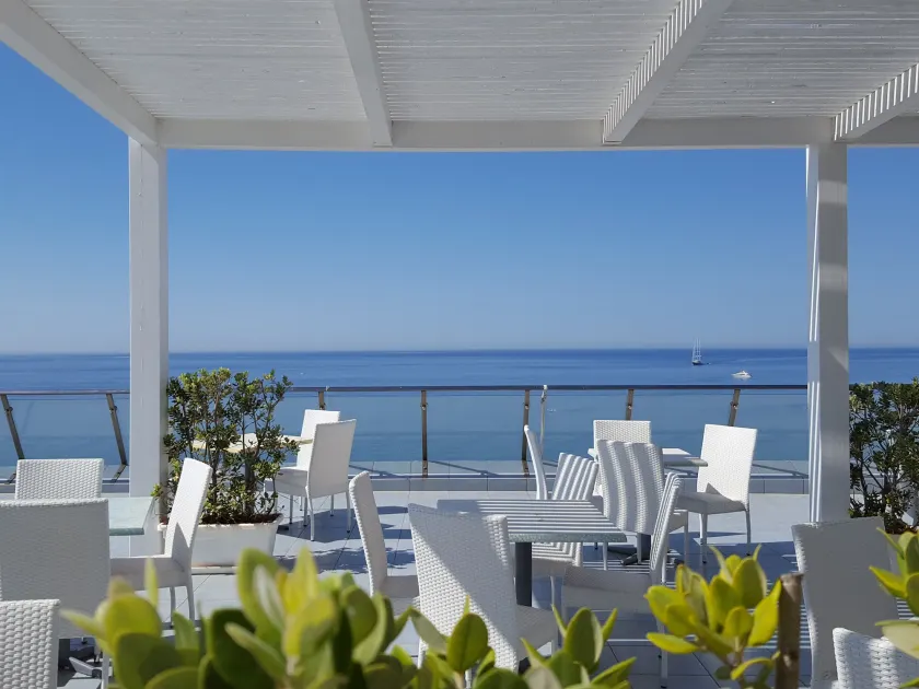 Hotel Admeto - Image 1