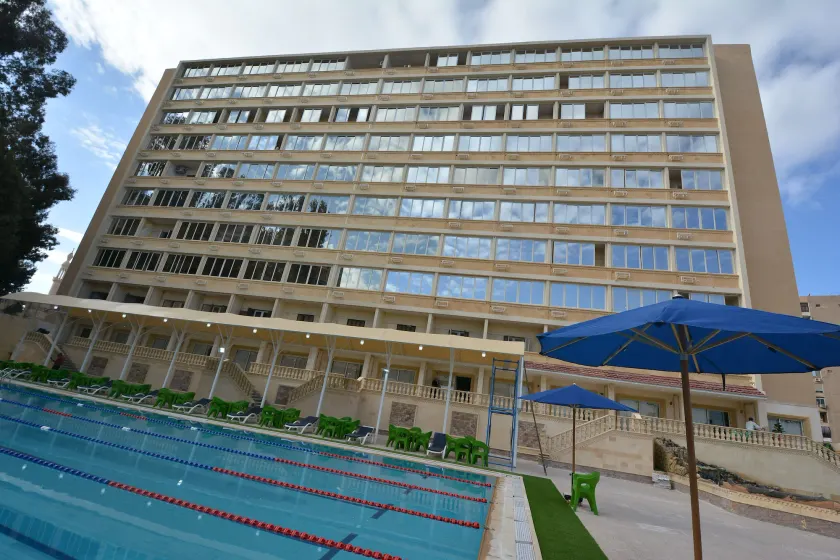 Jewel Al Nasr Hotel & Apartments - Image 1