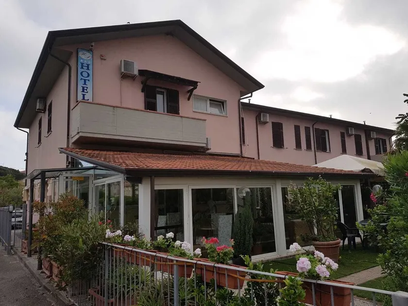 Hotel Patrizia - Image 1
